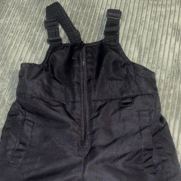 Snow Bibs - Picture 3 of 4